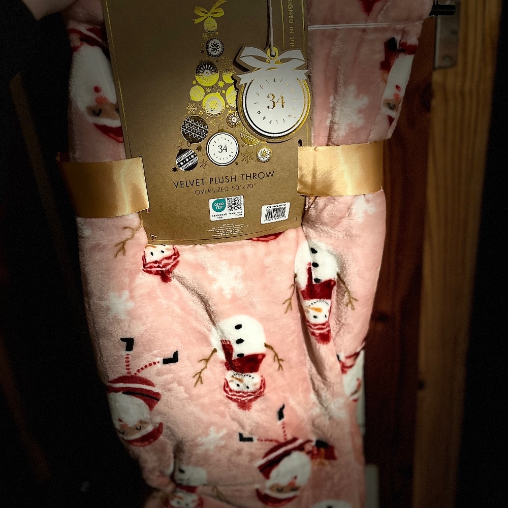 34 Artisan Santa and Snowman Pink Velvet Plush Throw OVERSIZED